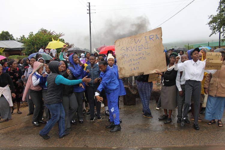 Parents closed down Tshikota Secondary School demanding that four teachers be fired.