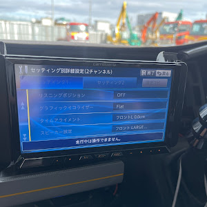 ハイエースバン TRH200V