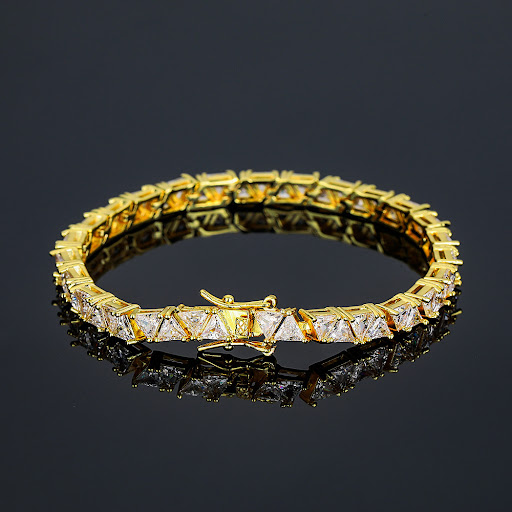 Title 4, 4x4mm Triangle Copper Inlaid Zircon Single Row....