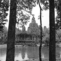 Pioggia nella giungla di Angkor di 