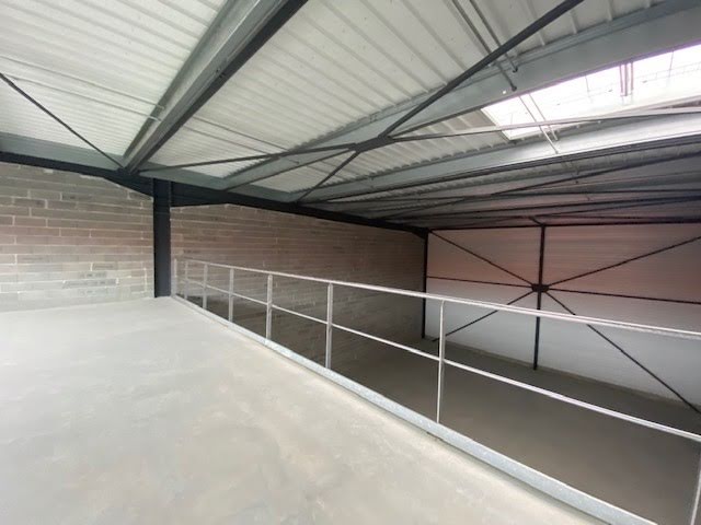 Location  locaux professionnels 1 pièce 360 m² à Muret (31600), 3 060 €