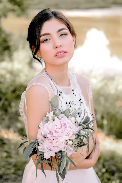 Wedding photographer Dina Romanovskaya (dina). Photo of 5 May 2019