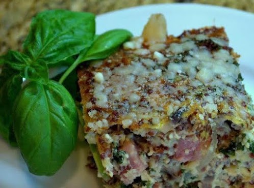 Quinoa Crustless Ham and Kale Quiche