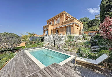 Villa with terrace 12