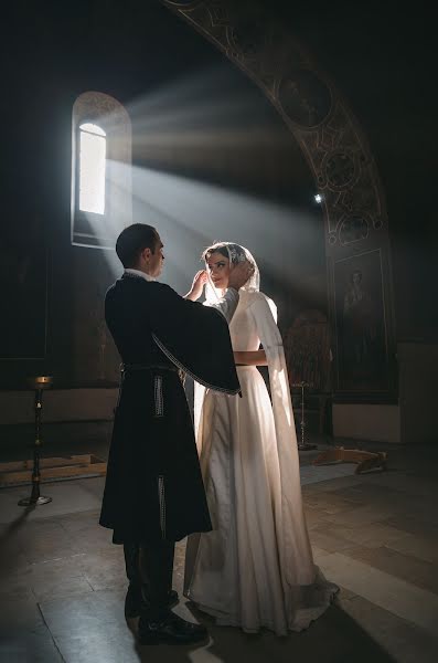 Fotógrafo de casamento Bessarion Chakhvadze (bessarion). Foto de 8 de março 2018