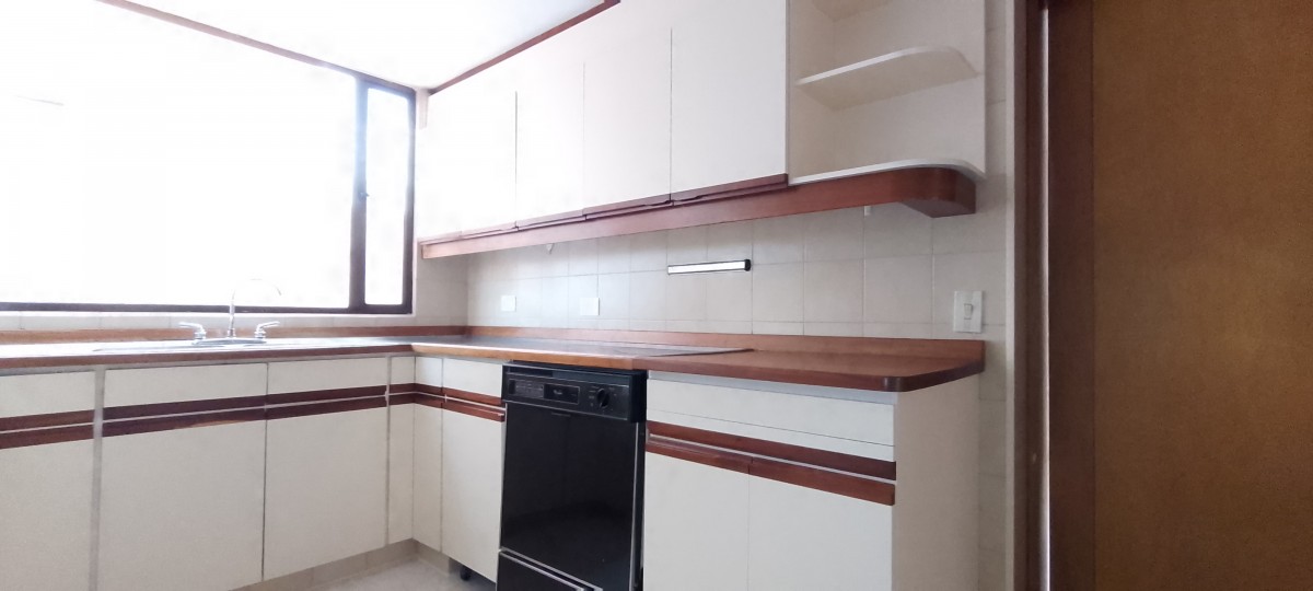 Apartamento En Arriendo - La Carolina, Bogota