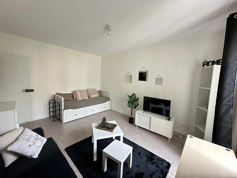 Location meublée appartement 1 pièce 23 m² à Limoges (87000), 440 €