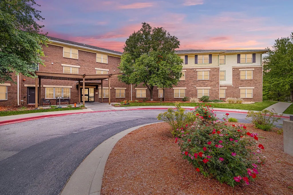 Swope Ridge Gardens apartments at dusk