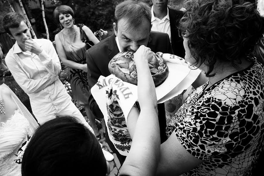 Wedding photographer Evgeniy Semenov (nowoe). Photo of 1 April 2013