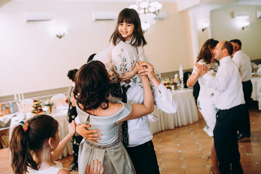 Fotógrafo de bodas Haitonic Liana (haitonic). Foto del 4 de julio 2018
