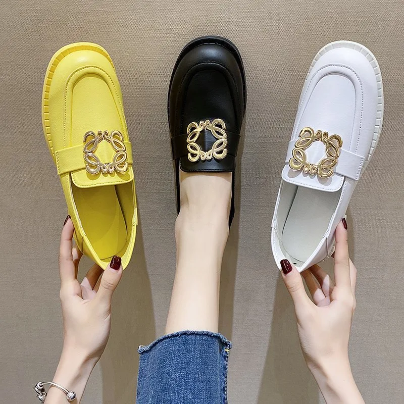 Petites chaussures en cuir femme, style britannique, nouveau JK japonais, cuir souple, pédale, couleur bonbon, confort et élégance.