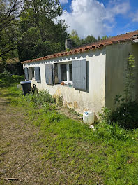 maison à Le Girouard (85)