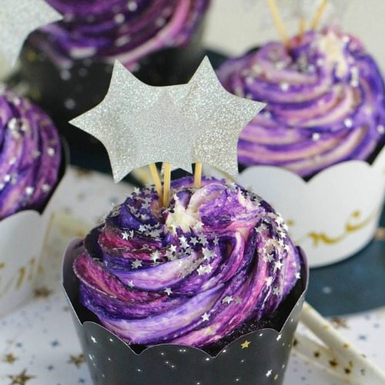 Galaxy Cupcake