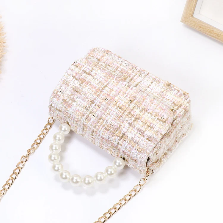 Title 5, Princess personality pearl handbag, a stylish a...