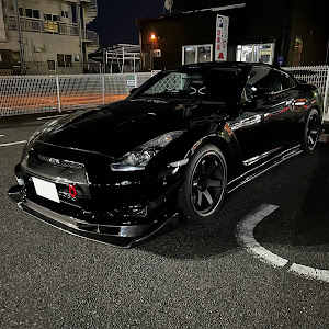 NISSAN GT-R R35