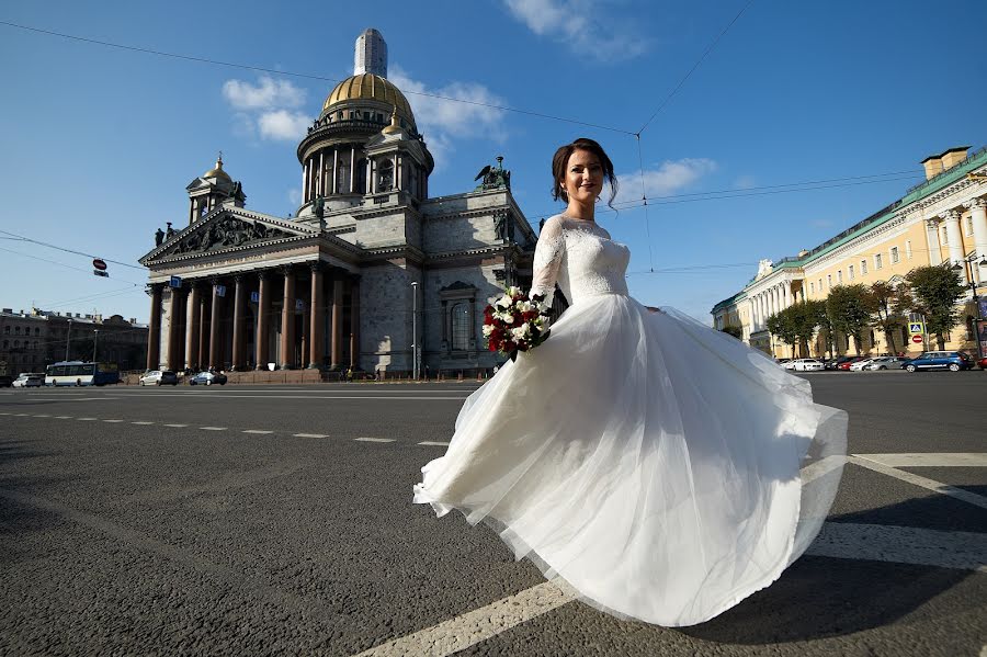 結婚式の写真家Sergey Antonov (nikon71)。2018 2月12日の写真