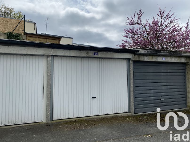 Vente parking  16 m² à Avon (77210), 18 000 €