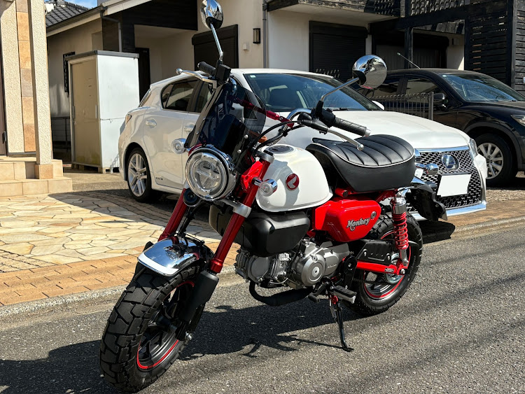 CTのモンキー125cc・少しずついじる！！・千葉県は晴天☀️に関するカスタム事例の投稿画像5枚目