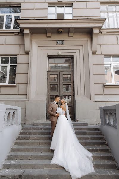 Nhiếp ảnh gia ảnh cưới Anna Rudanova (rudanovaanna). Ảnh của 1 tháng 8 2021