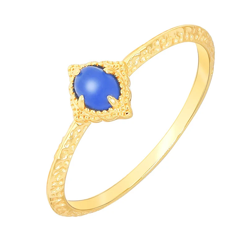 Colar de prata S925 com safira em forma de diamante e entalhe antigo em janela. Adicione elegância e sofisticação ao seu visual, perfeito para presentear.