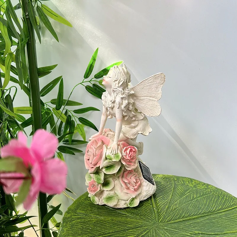 Adornos de estatua de resina FARCENT para decoración del hogar, resistentes y con diseños únicos que embellecen cualquier espacio interior.