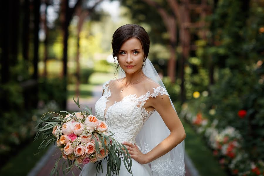Wedding photographer Oksana Ryabovol (oksanariabovol). Photo of 23 April 2019