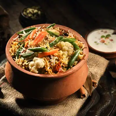 Subz Gulshan Behar (Veg Biryani) (fb)