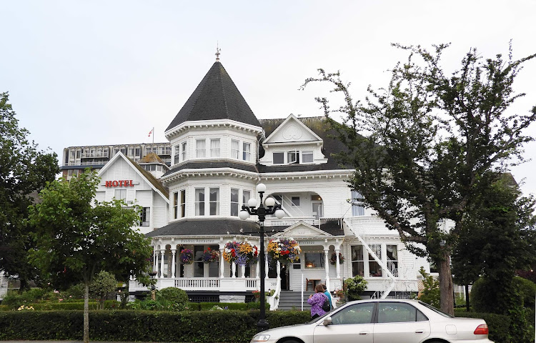 Gatsby Mansion in Victoria, British Columbia, is a boutique B&B experience in a historic Victorian mansion.