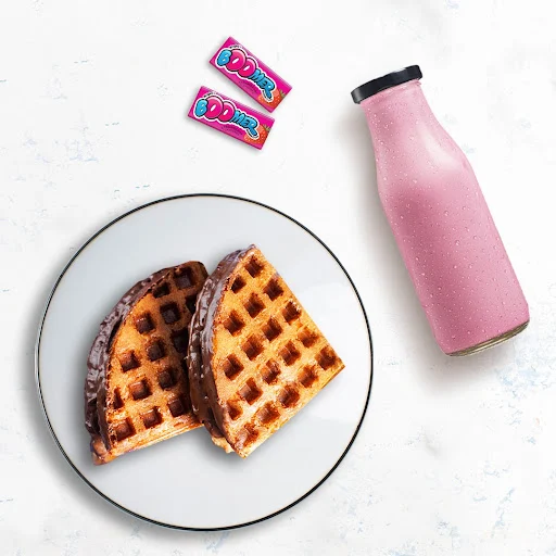 Dark Chocolate Pocket Waffle and Strawberry Milkshake Combo