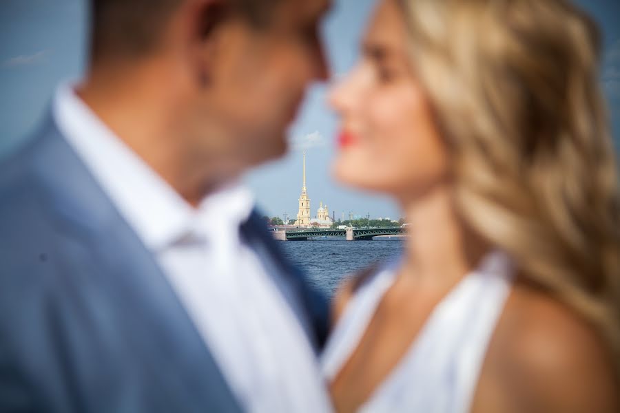 Fotógrafo de casamento Yuliya Zayceva (zaytsevafoto). Foto de 15 de setembro 2017