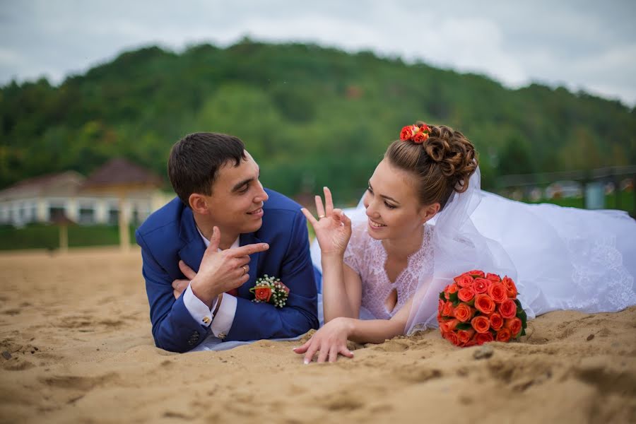 Fotograful de nuntă Evgeniya Vasileva (yarfotki). Fotografia din 13 august 2014