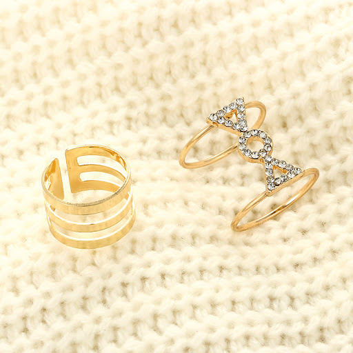 Title 7, Conjunto de 5 peças com anel de diamante. Sofis...