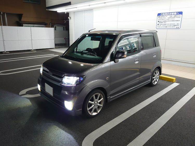 ゼストの軽自動車・ナイトドライブ・駐車場にて・伊賀・三重に関するカスタム事例の投稿画像1枚目