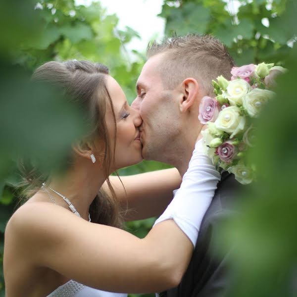 Fotografo di matrimoni Ferenc Krusóczki (krusoczki). Foto del 3 marzo 2019