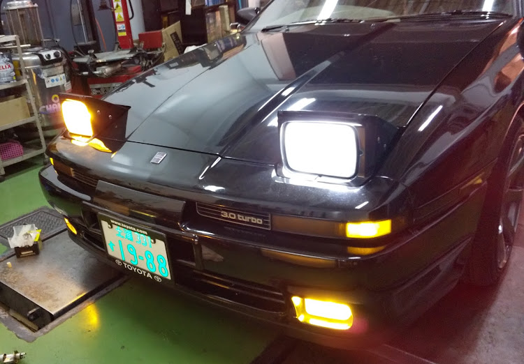 スープラのイエローバルブ・高性能車の証・80'sに関するカスタム事例の投稿画像6枚目