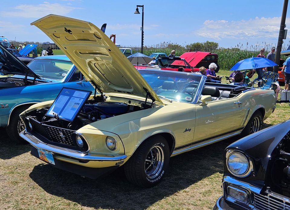 Ford Mustang Convertible Hire Simpsonville