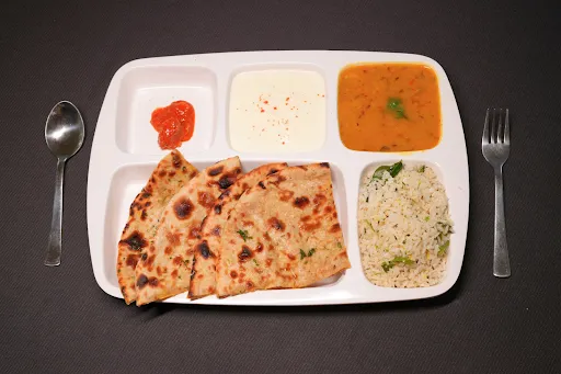 Paratha Thali [Serves 1]