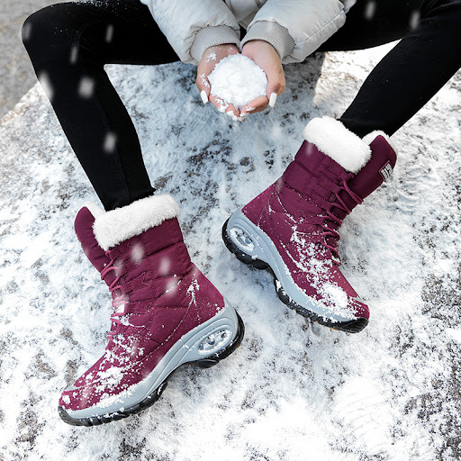 Title 7, Plush high-top snow boots for exceptional warmt...