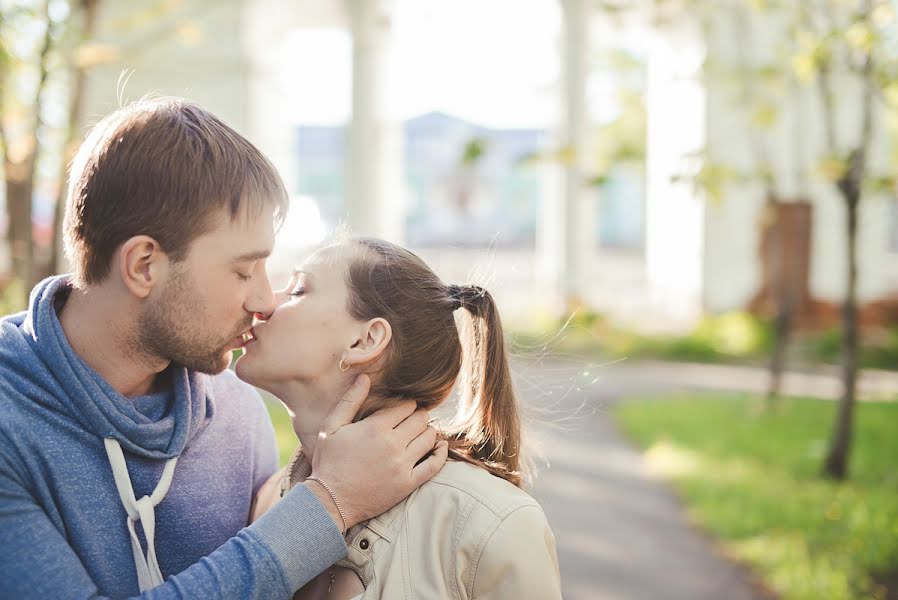 結婚式の写真家Maksim Nazemcev (maxnazemtsev)。2013 5月29日の写真