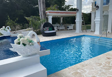 Villa with pool 5