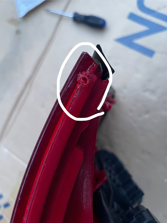A4 アバントのアウディ好きな人と繋がりたい・テールランプ・テールランプくもり・テールライトに水が入ります。・テールライト水滴に関するカスタム事例の投稿画像3枚目
