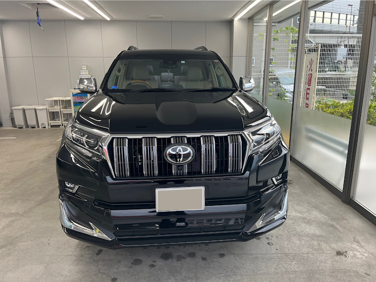 ランドクルーザープラドのキーパーラボ  純水手洗い洗車・プラド150後期・テカテカボディに関するカスタム事例の投稿画像1枚目
