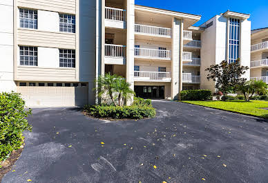 Apartment with pool 1