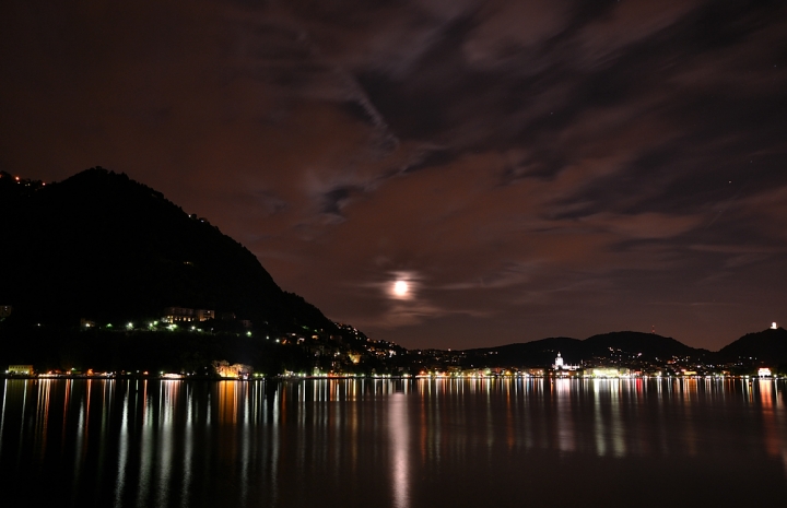 Como by night di canephora