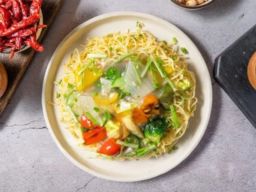 Cantonese Gravy Noodles Veg