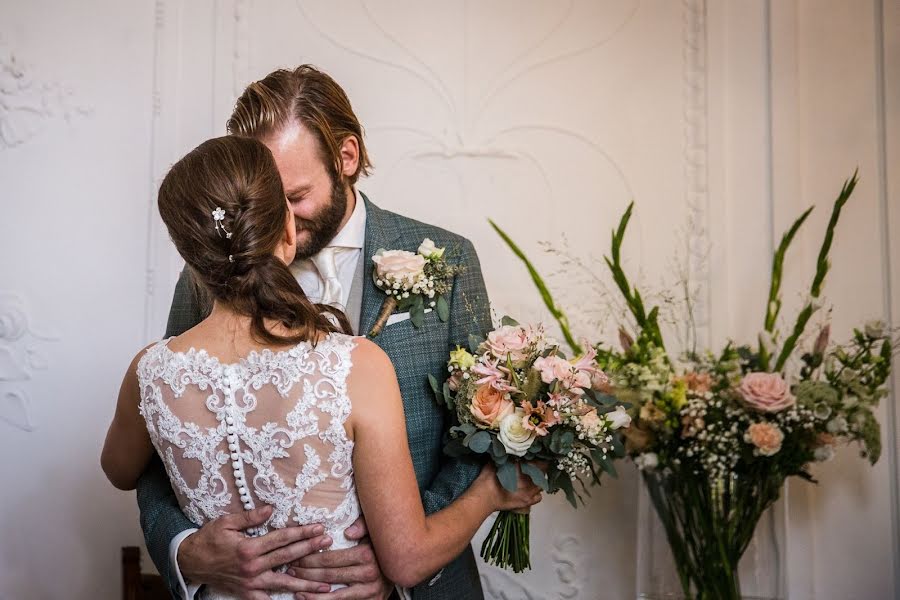 Fotógrafo de casamento Lory Van Der Neut (vanderneut). Foto de 25 de fevereiro 2019