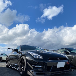 NISSAN GT-R R35