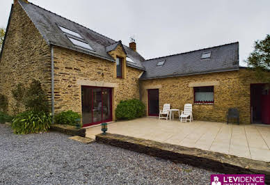 House with pool and terrace 2