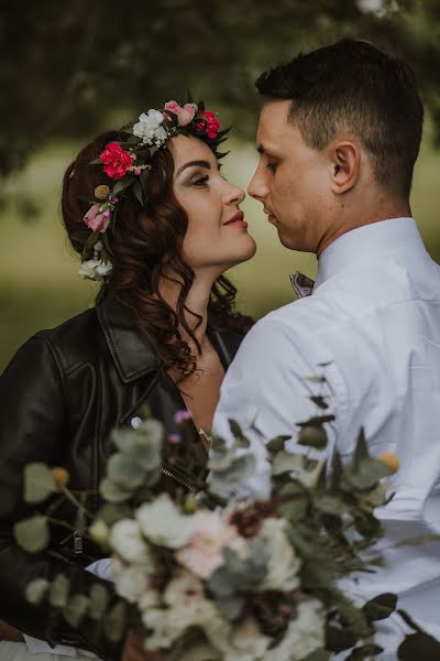 Fotografo di matrimoni Grey Mount (greymountphoto). Foto del 15 luglio 2019