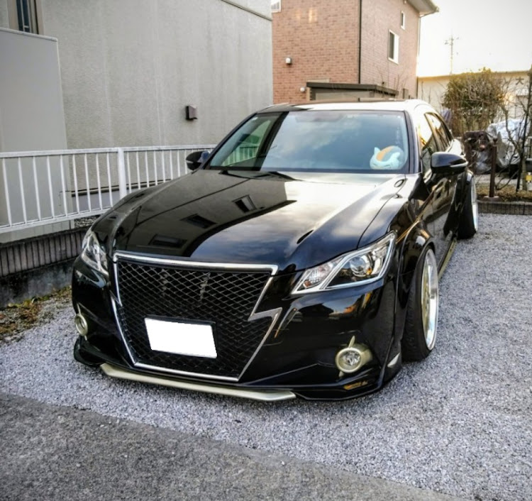 クラウンアスリートの気分転換は大事・DIY・洗車・自己満足仕様に関するカスタム事例の投稿画像1枚目